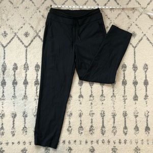 Kit & Ace Men’s Lightweight Jogger Dress Pant